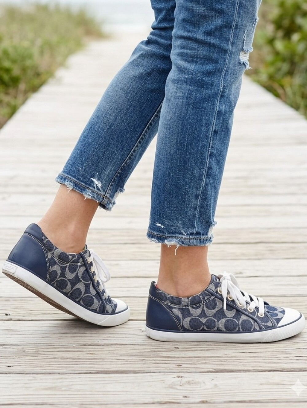 Coach🌟Navy Signature Canvas Lace-Up Sneakers Sz 8